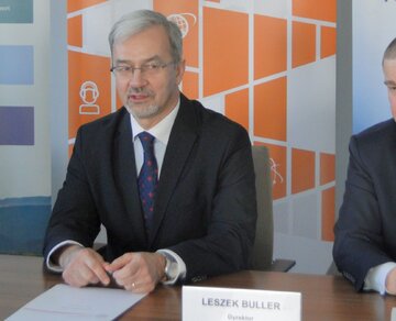 Podpisanie umowy między CPE i&nbsp;CMKP, na&nbsp;zdj. wiceminister rozwoju Jerzy Kwieciński
