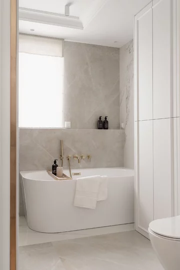 Eleganckie wnętrze zatopione w beżach, projekt: Architektownia 