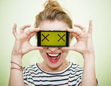 Miniatura: "Wielki Brat patrzy". Jak Facebook...