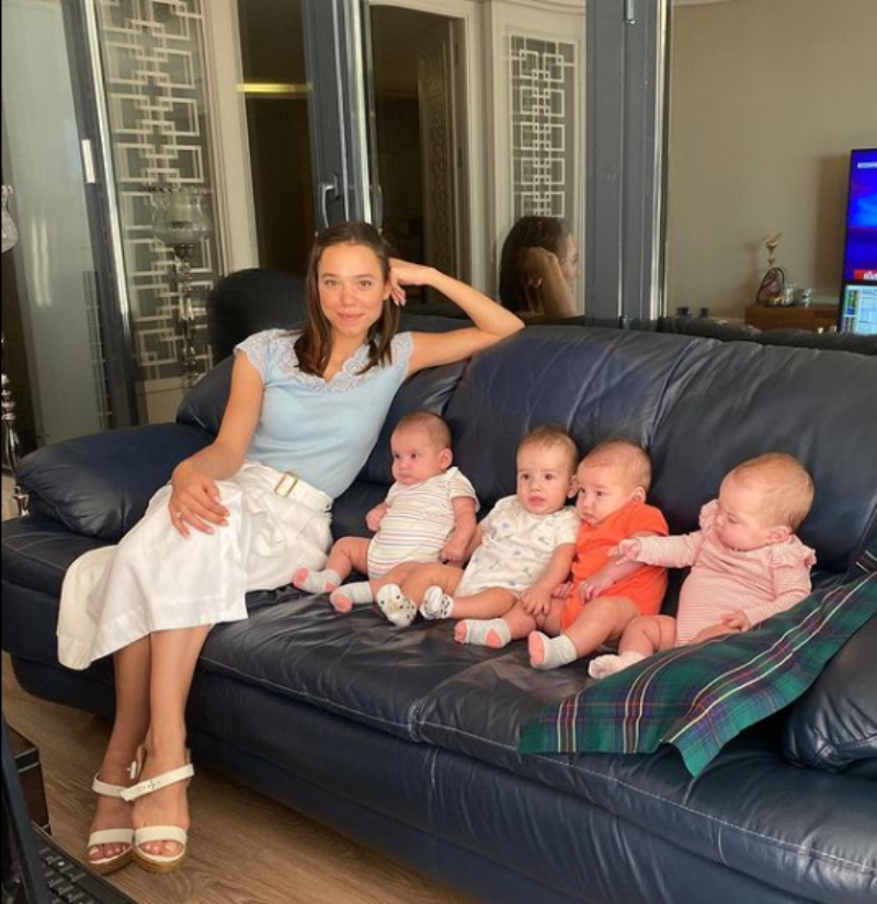 Christina Ozturk i jej dzieci 