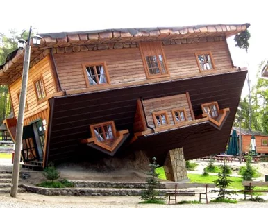 Miniatura: Polacy postawią Austriakom "dom na głowie"