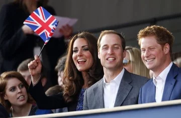 Księżniczka Beatrice, księżna Kate i książęta William i Harry (PAP/EPA)