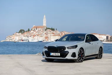 BMW i5