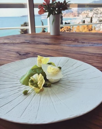 Danie we francuskiej restauracji Mirazur 