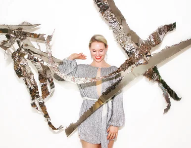 Miniatura: Agnieszka Pestka, artystka skupiona w...