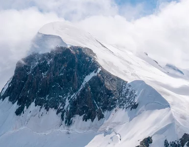 Miniatura: Lawina w Val-d'Isere. Akcja ratunkowa...