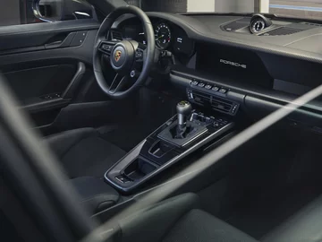 Nowe Porsche 911 GT3 z pakietem Touring 