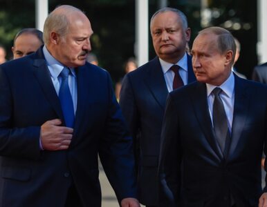 Miniatura: Putin i Łukaszenka przed międzynarodowym...