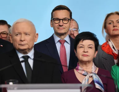 Miniatura: Wytykają Morawieckiemu, że doradzał...