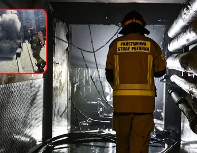Miniatura: Pożar w centrum Warszawy. Ewakuowano 740 osób
