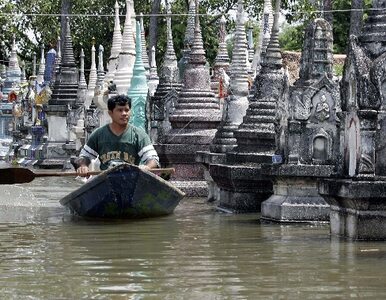 Miniatura: Bilans powodzi w Tajlandii: 506 ofiar