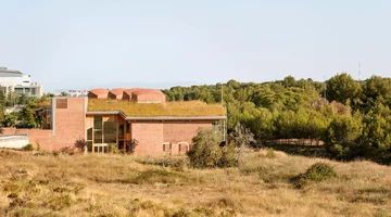 Szkoła Montessori, projekt Gradolí & Sanz Arquitectes 