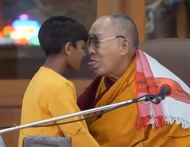 Miniatura: Skandal wokół zachowania Dalajlamy....