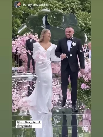 Karolina Pisarek, Roger Salla 