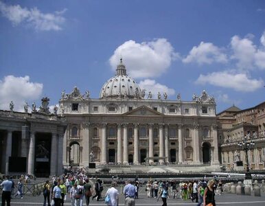 Miniatura: Watykan spisał noty kardynałów z... Wikipedii