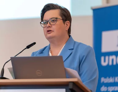 Miniatura: Uczniowie w szkole robią niemal „pełen...