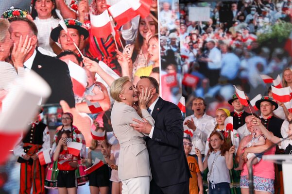 Miniatura: Wieczór wyborczy oczami fotografów. Sztaby...