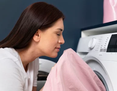 Miniatura: Wlej tylko pół szklanki, a twoje pranie...