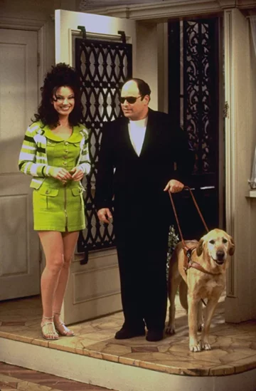 Fran Drescher jako Fran Fine w serialu „Pomoc domowa” (ang. „The Nanny”) 