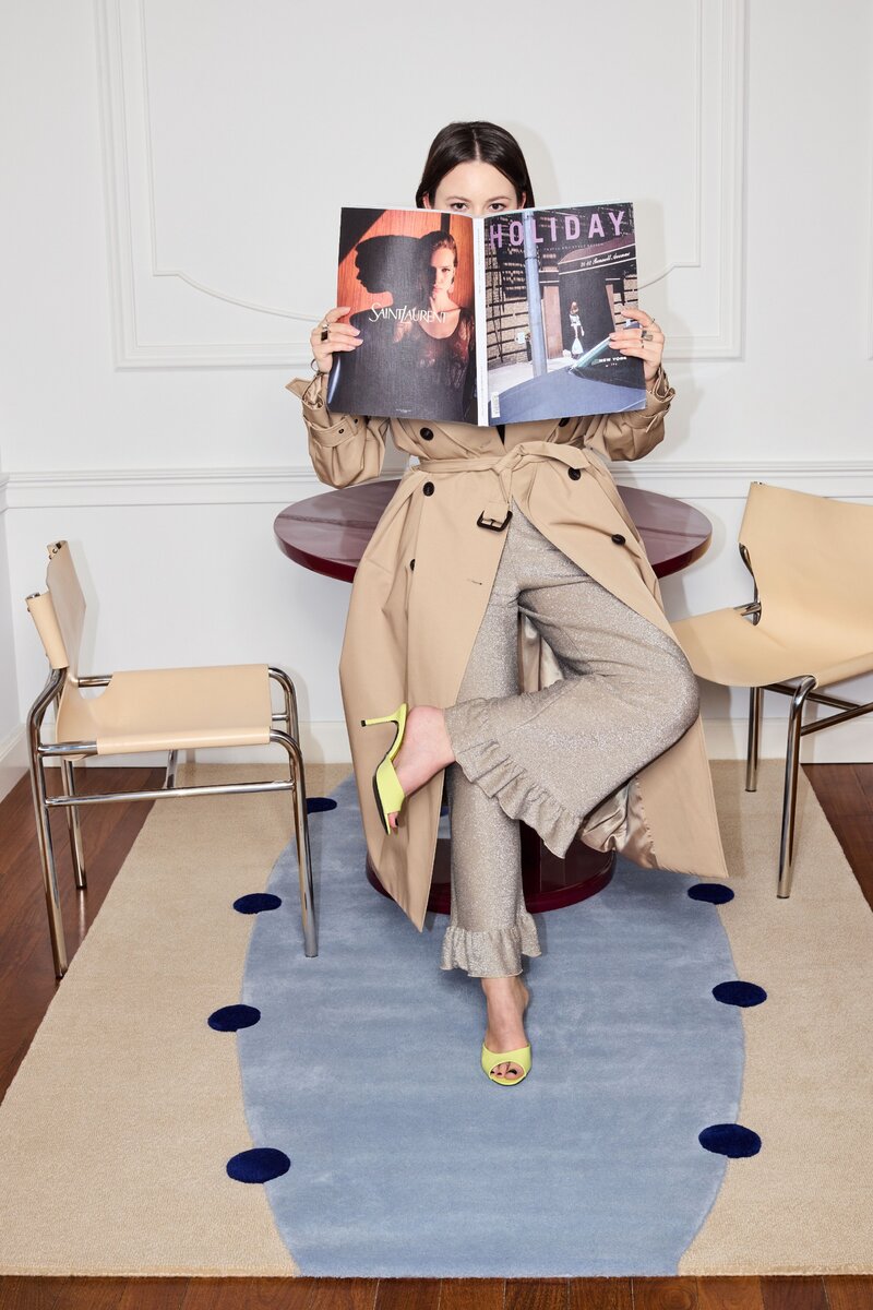 Malwina Konopacka przenosi sw&oacute;j charakterystyczny język form i&nbsp;koloru z&nbsp;ceramiki na&nbsp;ręcznie tuftowane dywany z&nbsp;kolekcji VOYAGE stworzonej dla&nbsp;Carpets & More