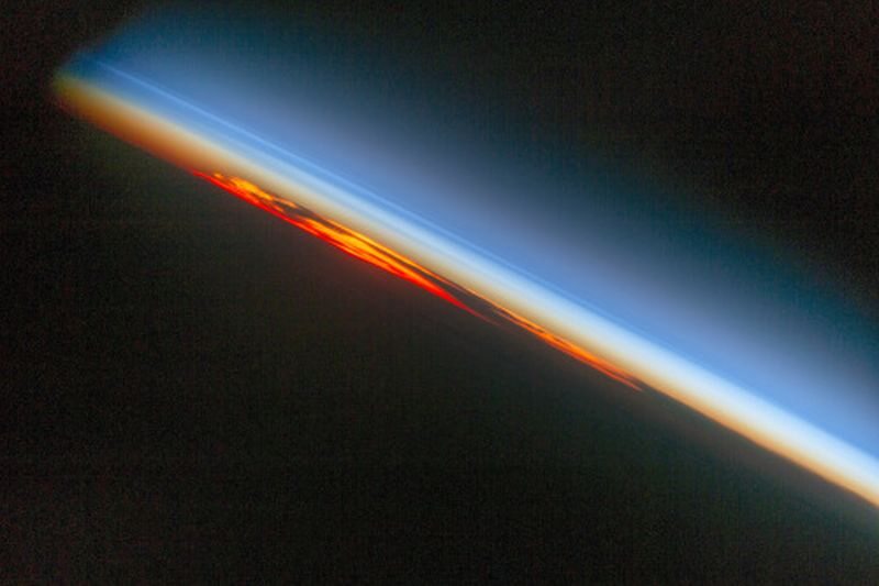Płomienny zachód słońca nad Atlantykiem. 520,553 polubień 