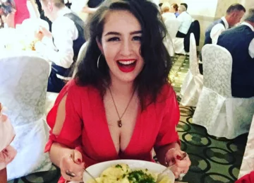 Danielle Galligan 