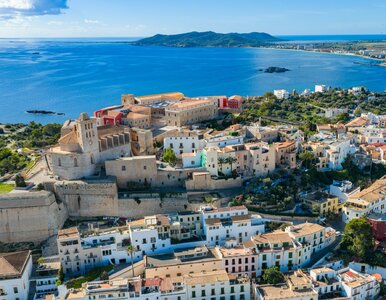 Miniatura: Chcą zamknąć drzwi dla miliona turystów....