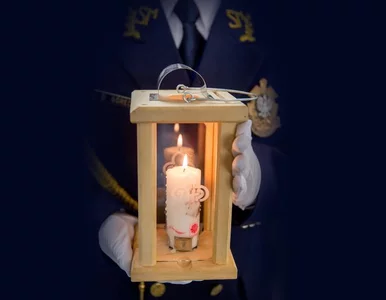 Miniatura: Betlejemskie Światło Pokoju w Sejmie