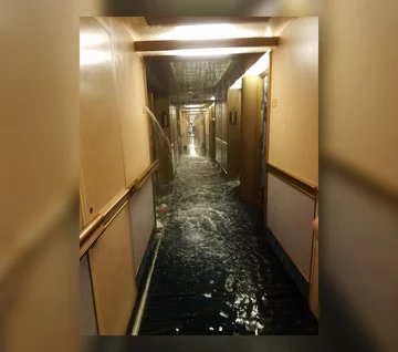 Powódź na statku Carnival Dream 