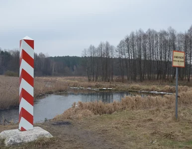 Miniatura: Przy granicy polsko-białoruskiej...