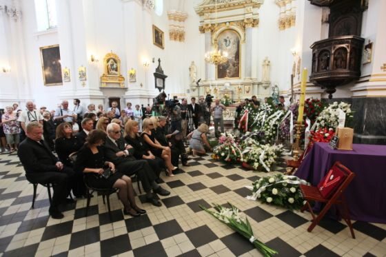 Msza w kościele  św. Karola Boromeusza (fot.PAP/Rafał Guz )