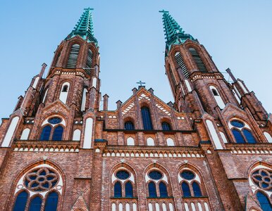 Miniatura: Najpiękniejsze kościoły w Warszawie i...