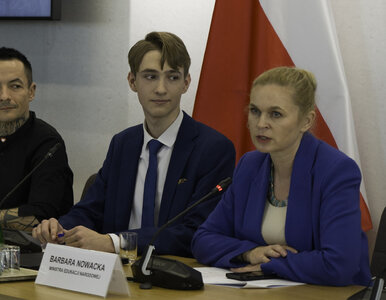 Miniatura: Nie zostawili suchej nitki na MEN. „Resort...