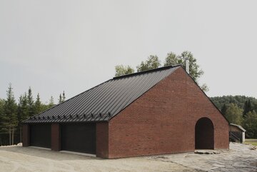 Dom rodzinny z&nbsp;ujeżdżalnią koni, projekt Atelier Barda
