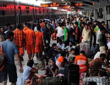 Miniatura: Indie: zapalił się pociąg - 47 osób nie żyje