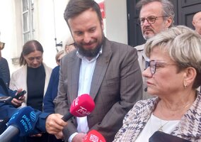 Miniatura: „Odgrzewane kotlety”. Mocne słowa o planie...