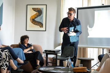 LOOPE, meble z recyklingu – prezentacja w Domu Noti. Projekt Tomek Rygalik 