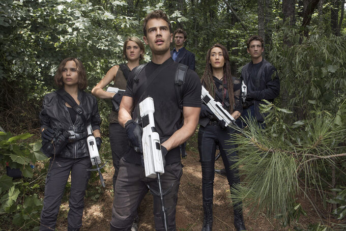 Seria Niezgodna: Wierna / The Divergent Series: Allegiant (2016)