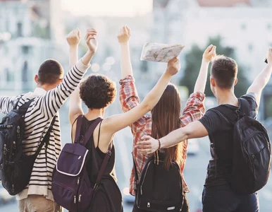 Miniatura: Nie tylko dla emerytów. Czternastka należy...