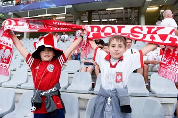 Najmłodsi kibice podczas sporkania Polska-Anglia 