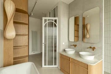 Apartament influencerki Pauliny Wojcińskiej na Powiślu – jasne wnętrze w stylu modern classic zaprojektowane przy współpracy z pracownią Decoroom 