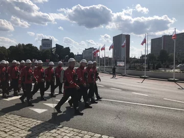 Defiladę zakończył przemarsz górników 