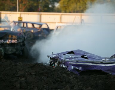 Miniatura: Karambol - 21 aut zderzyło się na...