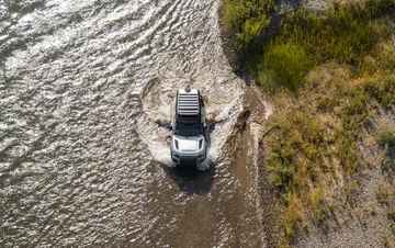 Land Rover Defender 2020 