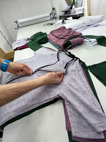 Szycie odzieży sportowej