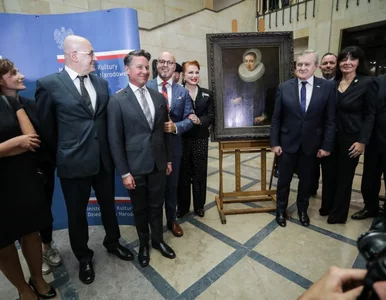 Miniatura: Oddali cenny obraz Muzeum Narodowemu....