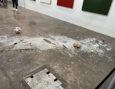 Miniatura: Krytyczka zniszczyła dzieło sztuki...