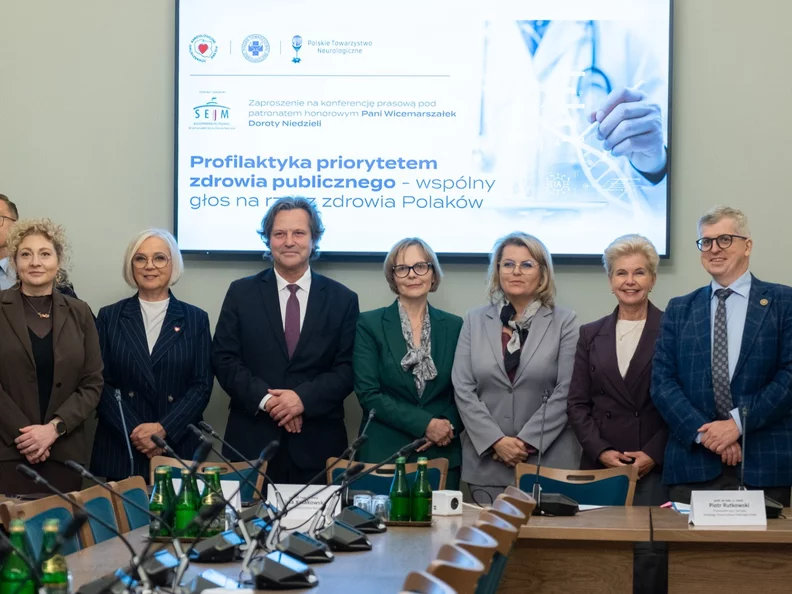 Miniatura: Kardiolodzy, neurolodzy, onkolodzy...