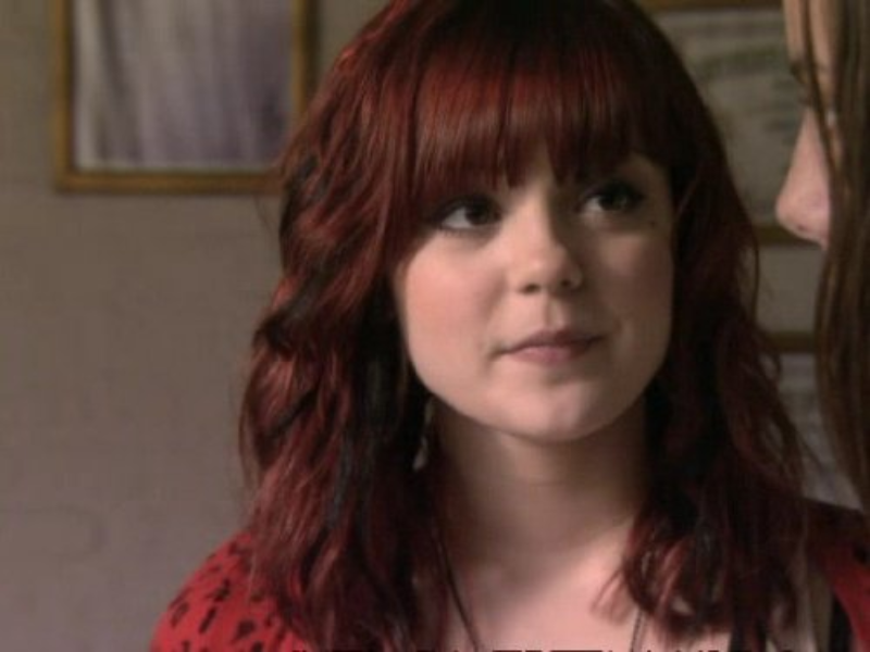 Megan Prescott jako Katie Fitch w serialu „Skins” 