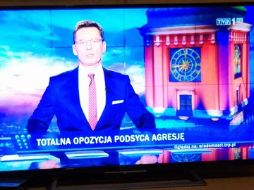 Pasek TVP za czasów prezesury Jacka Kurskiego 